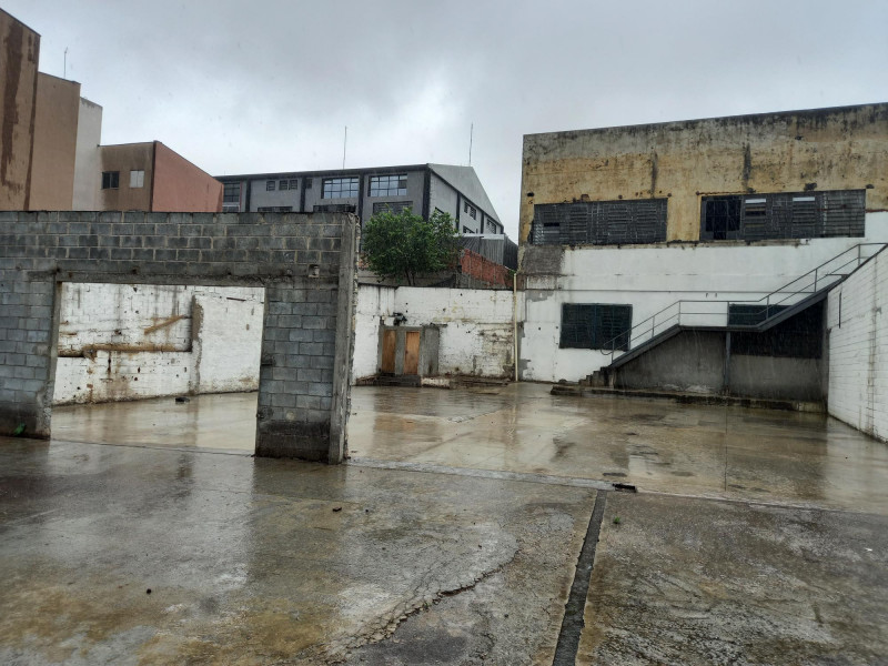 Comercial para alugar Vila Antonieta com 3150m² e 1 quarto por R$ 32.000 - 976820751-20220331-140905.jpg