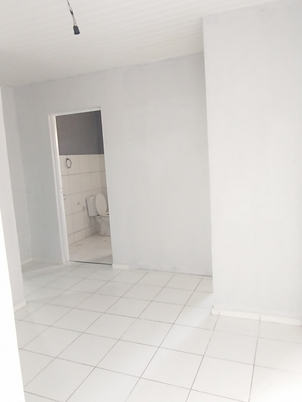Apartamento à venda Gabriela com 56m² e 2 quartos por R$ 50.000 - 738593684-img-20221205-090013012.jpg