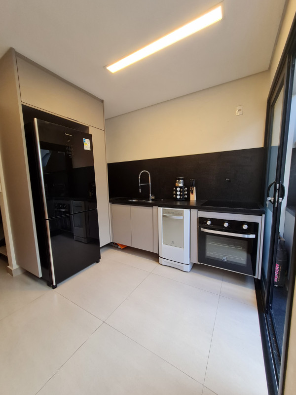 Casa à venda Chácara Santo Antônio (Zona Sul) com 120m² e 2 quartos por R$ 1.020.000 - 1084892459-g-cozinha-3.jpg
