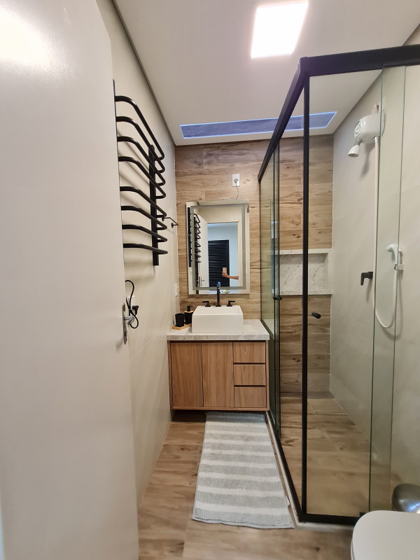 Casa à venda Chácara Santo Antônio (Zona Sul) com 120m² e 2 quartos por R$ 1.020.000 - 808230131-v-banheiro-1-2.jpg