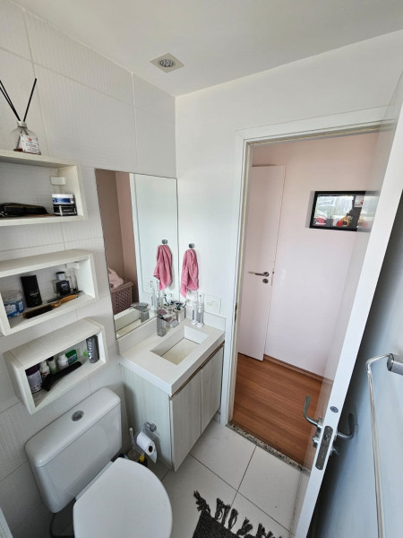 Apartamento à venda Quitaúna com 55m² e 2 quartos por R$ 410.000 - 1857669037-ap-banheiro-suite-01.jpg