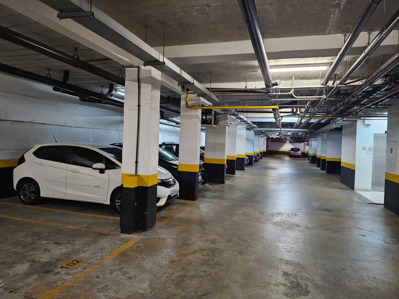 Apartamento à venda Quitaúna com 55m² e 2 quartos por R$ 410.000 - 884005354-cond-garagem-inteerna-02.jpg