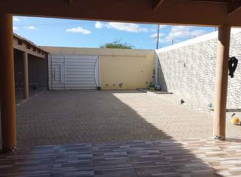 Casa à venda Jardim São Paulo com 285m² e 2 quartos por R$ 280.000 - 1847438351-img-20240215-wa0016.jpg