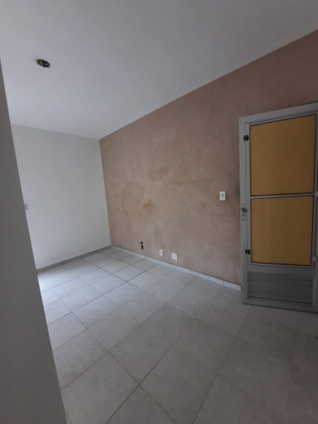 Apartamento à venda Abolição com 48m² e 2 quartos por R$ 175.000 - 522626568-sala.jpg
