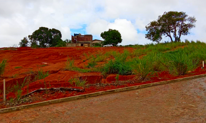 Terreno à venda Centro com 336m² e 1 quarto por R$ 69.900 - 1011397136-frente.png