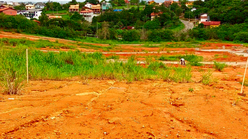 Terreno à venda Centro com 336m² e 1 quarto por R$ 69.900 - 773031764-fundos.png
