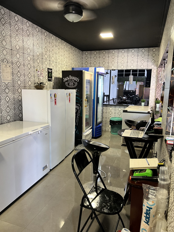 Comercial à venda Centro com 437m² e 1 quarto por R$ 1.000.000 - 655669366-img-0879.jpeg