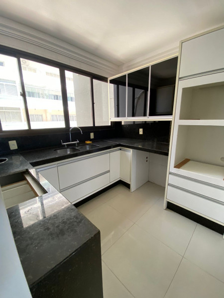 Apartamento à venda Centro com 241m² e 4 quartos por R$ 4.000.000 - 1235394958-img-20240216-wa0008.jpg