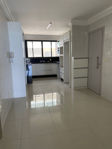 Apartamento à venda Centro com 241m² e 4 quartos por R$ 4.000.000 - 13037468-img-20240216-wa0011.jpg