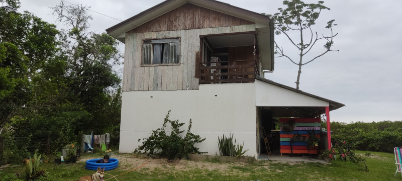 Casa à venda Pontal do Sul com 580m² e 3 quartos por R$ 350 - 1506817063-inbound5901449219806215919.jpg
