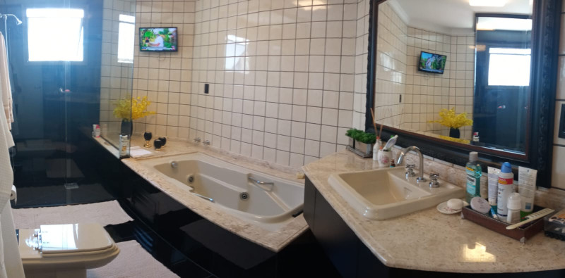 Apartamento à venda Centro com 236m² e 4 quartos por R$ 2.100.000 - 1698849623-inbound6781959406390318640.jpg