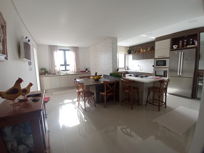 Apartamento à venda Centro com 236m² e 4 quartos por R$ 2.100.000 - 2110591716-inbound2530876672361182734.jpg