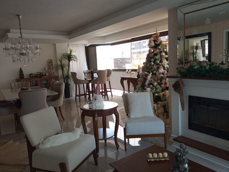 Apartamento à venda Centro com 236m² e 4 quartos por R$ 2.100.000 - 256897818-inbound2345832968283372224.jpg