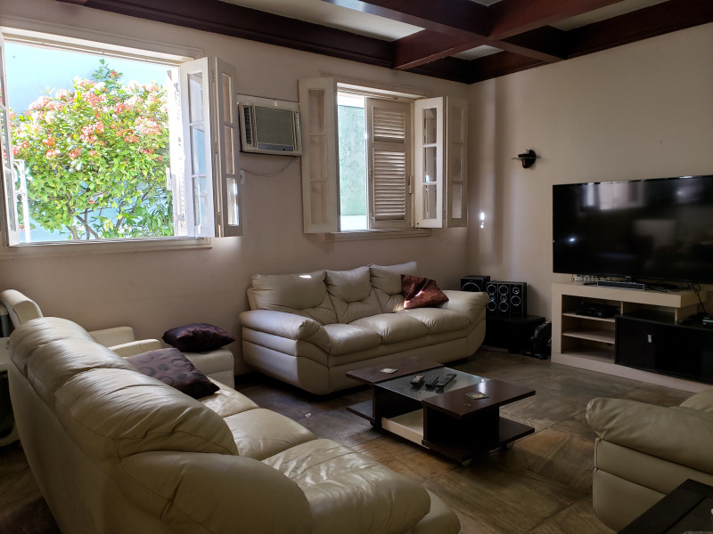 Casa à venda Laranjeiras com 525m² e 5 quartos por R$ 2.480.000 - 379964908-012.jpg