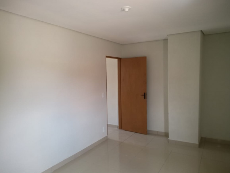 Casa à venda Portal do Éden com 280m² e 5 quartos por R$ 730.000 - 629813241-whatsapp-image-2021-01-05-at-15.jpeg