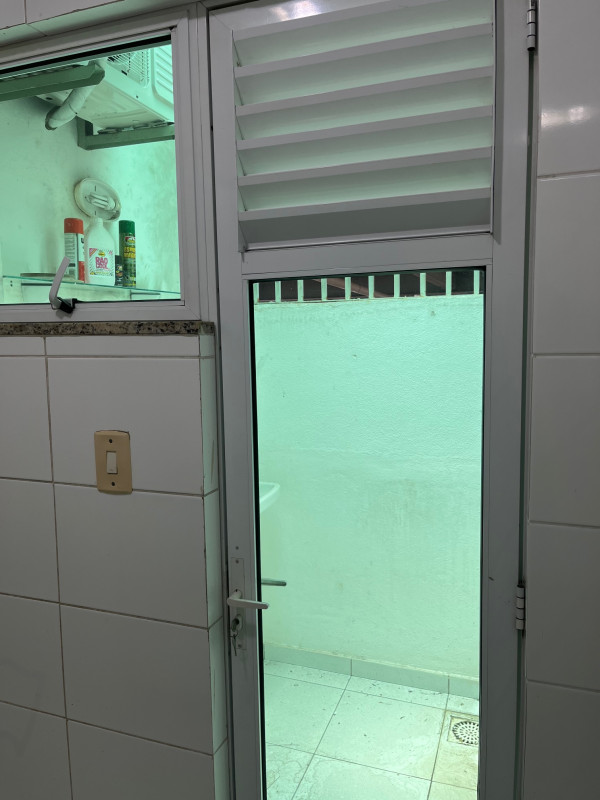 Apartamento à venda Parque Turf Club com 85m² e 2 quartos por R$ 265.000 - 1010577342-entrada-area-servico.jpg