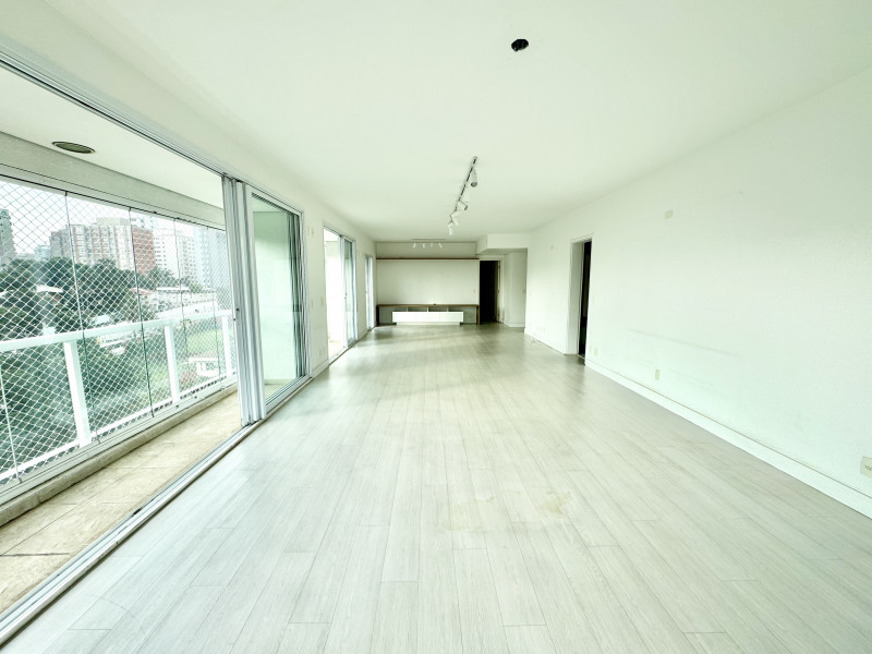 Apartamento à venda Campo Belo com 219m² e 3 quartos por R$ 3.390.000 - 1283460086-img-1879.jpeg