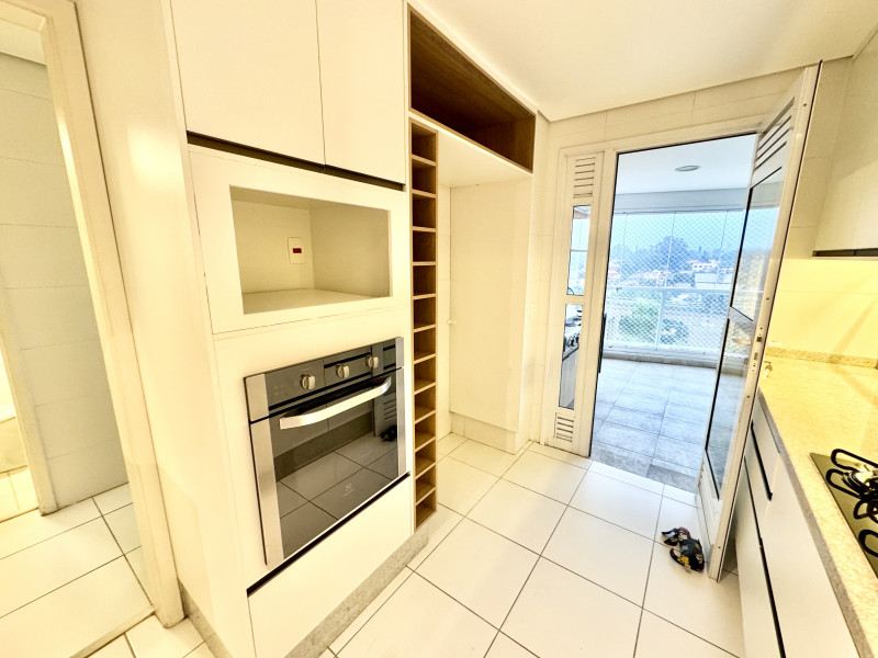 Apartamento à venda Campo Belo com 219m² e 3 quartos por R$ 3.390.000 - 609938229-img-1926.jpeg