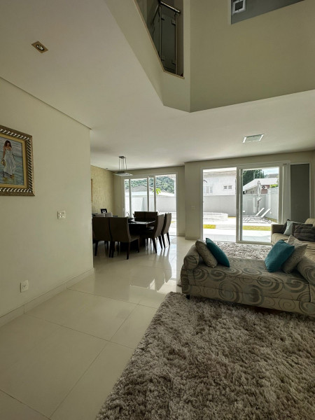 Casa de condomínio à venda Parque Sinai com 306m² e 3 quartos por R$ 2.700.000 - 2043577156-772858e0-0bc3-4afc-b54b-3152e8c7d6a4.jpeg