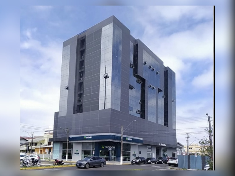 Comercial à venda Centro com 41m² e 1 quarto por R$ 205.000 - manhattan.jpg