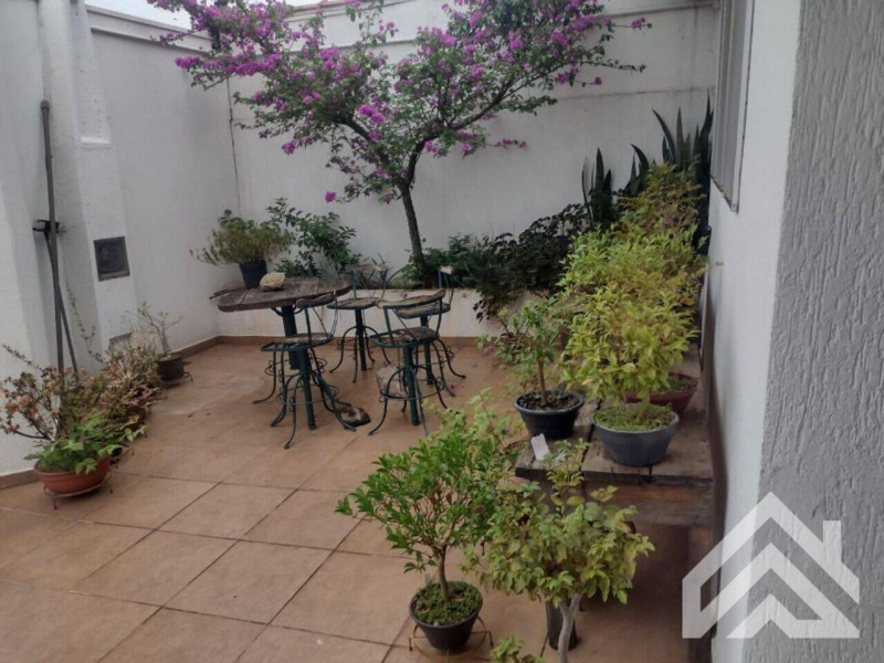 Casa à venda Jardim Claret com 300m² e 4 quartos por R$ 750.000 - 1955977095-entrada-lateral.jpg