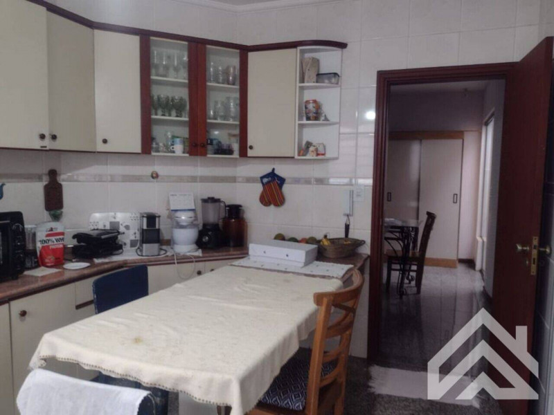 Casa à venda Jardim Claret com 300m² e 4 quartos por R$ 750.000 - 217279701-cozinha-3.jpg