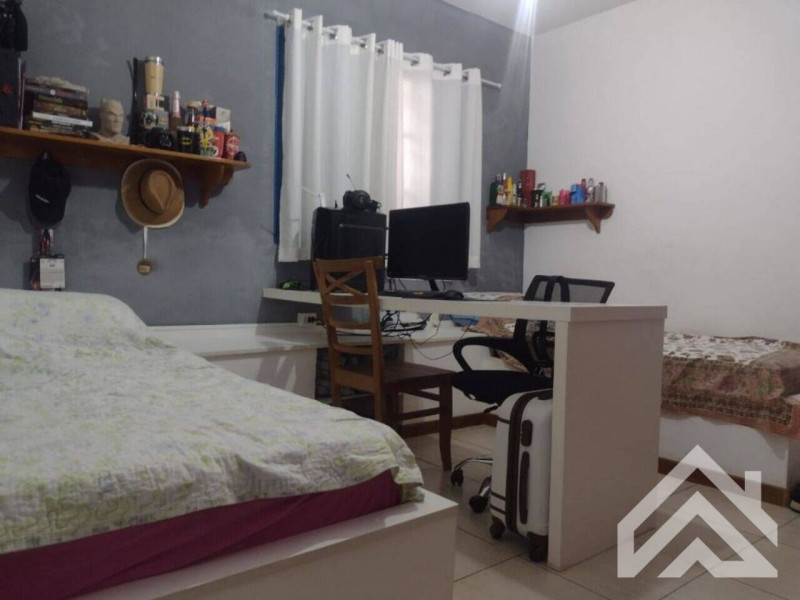 Casa à venda Jardim Claret com 300m² e 4 quartos por R$ 750.000 - 373805656-quarto-2.jpg