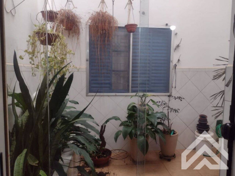 Casa à venda Jardim Claret com 300m² e 4 quartos por R$ 750.000 - 405026766-jardim-de-inverno.jpg