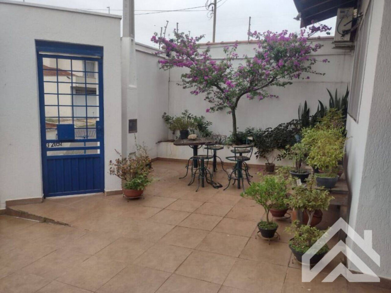 Casa à venda Jardim Claret com 300m² e 4 quartos por R$ 750.000 - 832561322-entrada-lateral-2.jpg