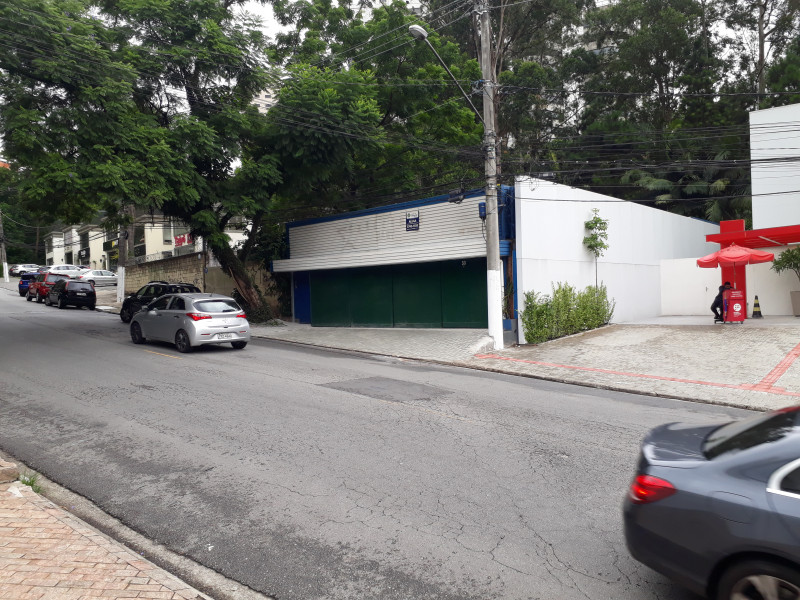 Comercial à venda Vila Andrade com 235m² e 1 quarto por R$ 5.500.000 - 1380747081-fachada-loja.jpg