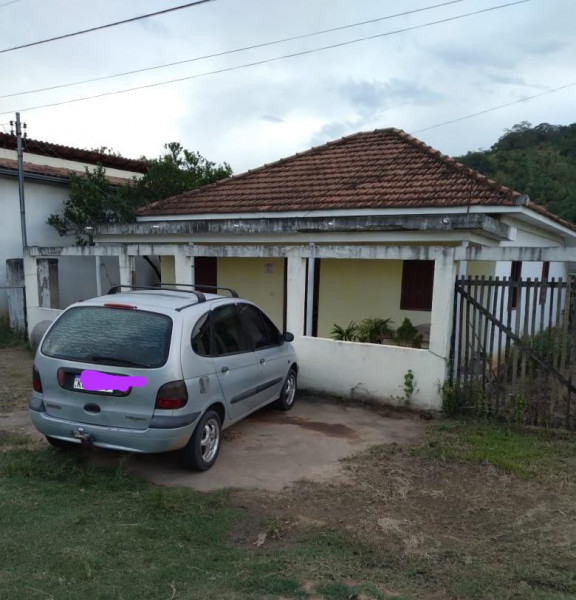 Casa à venda Centro com 9999m² e 3 quartos por R$ 200.000 - 2104217271-img-20240220-wa0079.jpg