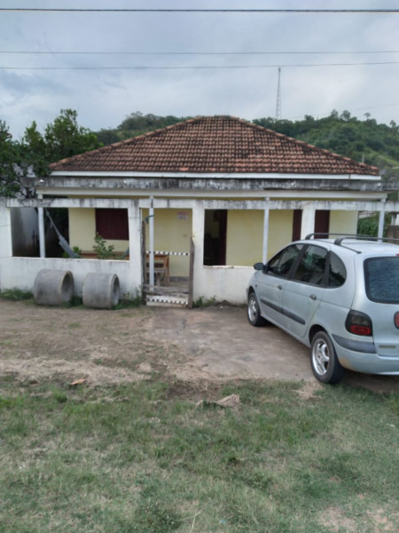 Casa à venda Centro com 9999m² e 3 quartos por R$ 200.000 - 36271897-img-20240220-wa00101.jpg