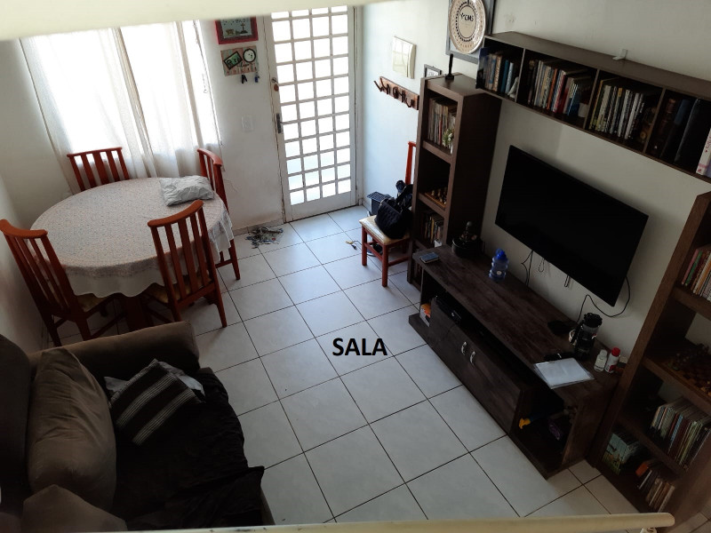 Casa de condomínio à venda Q.ta dos Angicos com 73m² e 2 quartos por R$ 300.000 - 1562928501-sala.jpg