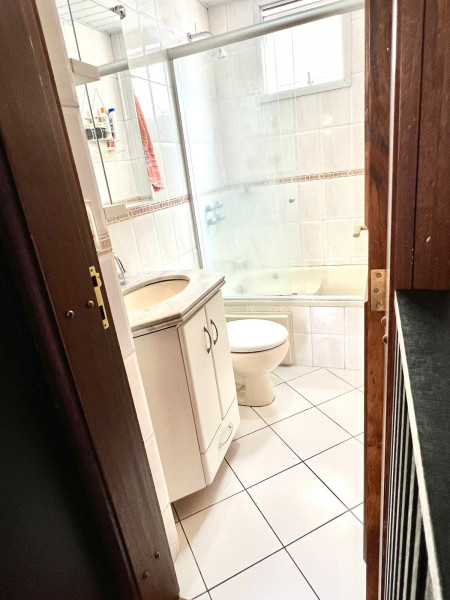 Apartamento à venda Mossunguê com 65m² e 3 quartos por R$ 585.000 - 601990654-03-banheiro-suite-02.jpeg