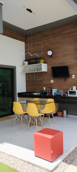 Casa de condomínio à venda Centro com 228m² e 3 quartos por R$ 650.000 - 1174349838-inbound8608142346909997927.jpg