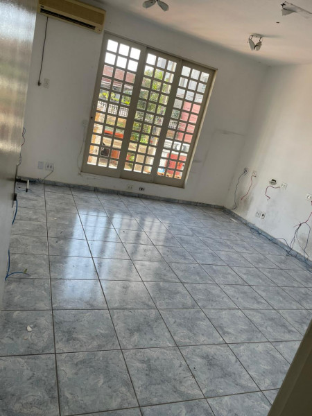 Casa à venda Centro com 88m² e 4 quartos por R$ 550 - 1098021212-whatsapp-image-2023-10-23-at-14.jpeg
