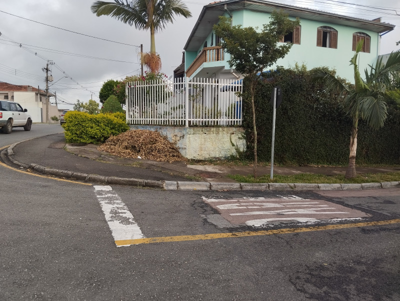 Casa à venda Xaxim com 350m² e 6 quartos por R$ 1.450.000 - 1419125657-1000026086.jpg