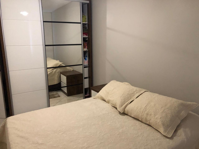 Apartamento à venda Itanhangá com 58m² e 2 quartos por R$ 215.000 - 1272121840-quarto-maior2.JPG