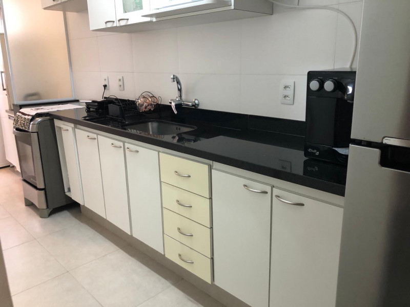 Apartamento à venda Itanhangá com 58m² e 2 quartos por R$ 215.000 - 1924590794-cozinha.JPG