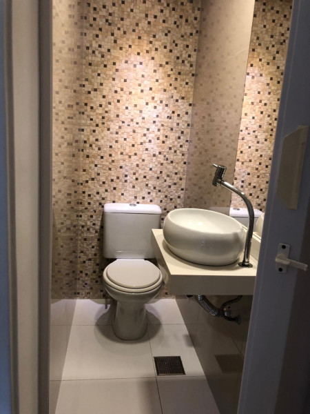 Apartamento à venda Itanhangá com 58m² e 2 quartos por R$ 215.000 - 684377700-lavabo.JPG