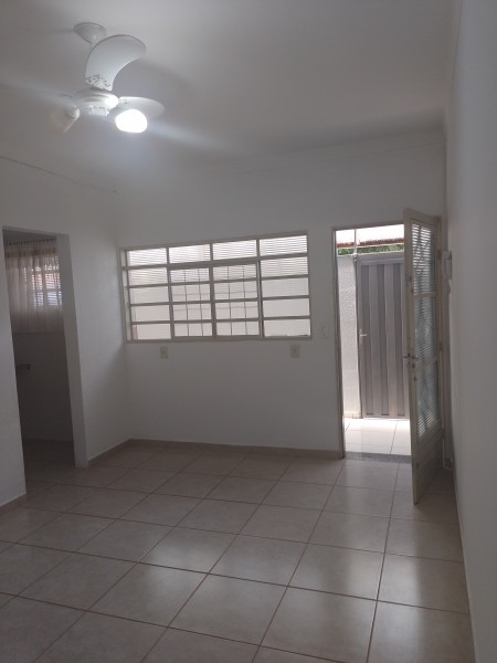 Apartamento à venda Jardim Nova Aparecida com 70m² e 1 quarto por R$ 120.000 - 463346680-img-20240109-140720.jpg