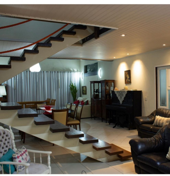 Casa à venda Jardim Nova América com 375m² e 3 quartos por R$ 1 - 418992322-7a31cb81-91c3-4adf-89cf-5339995a3a62.jpeg