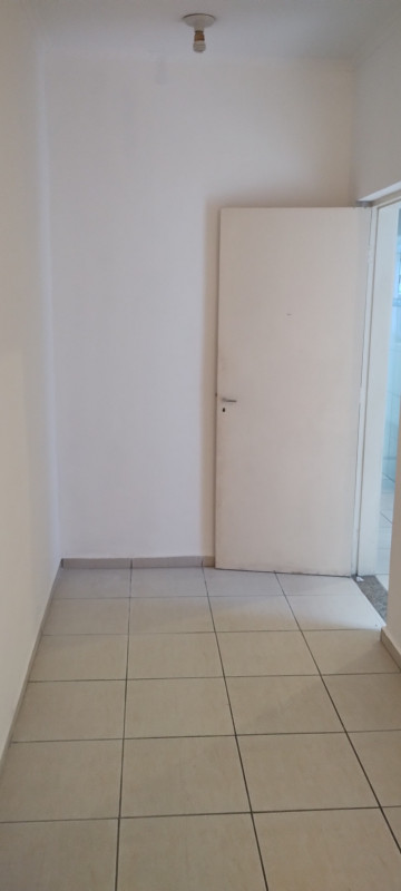 Casa à venda Centro com 95m² e 2 quartos por R$ 400.000 - 457878376-img-20240127-105629639.jpg