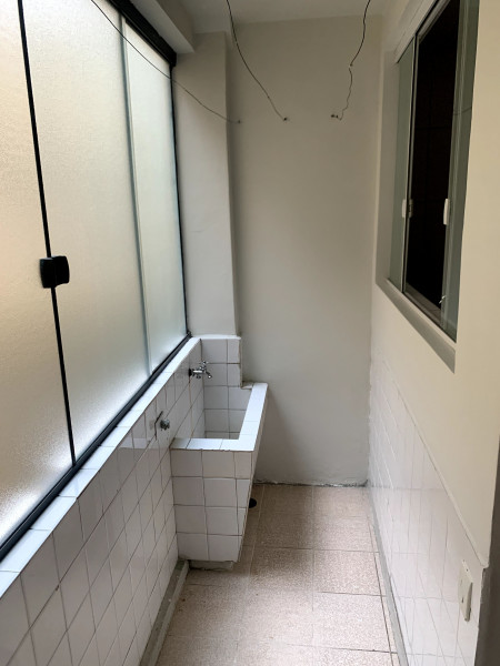 Apartamento à venda Rebouças com 91m² e 3 quartos por R$ 380.000 - 42350704-06-lavnaderia.jpg