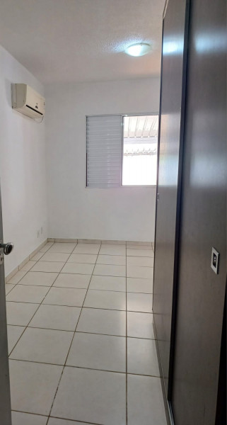 Casa de condomínio à venda Wanel Ville com 100m² e 3 quartos por R$ 330.000 - 171060995-img-20240216-wa0057.jpg