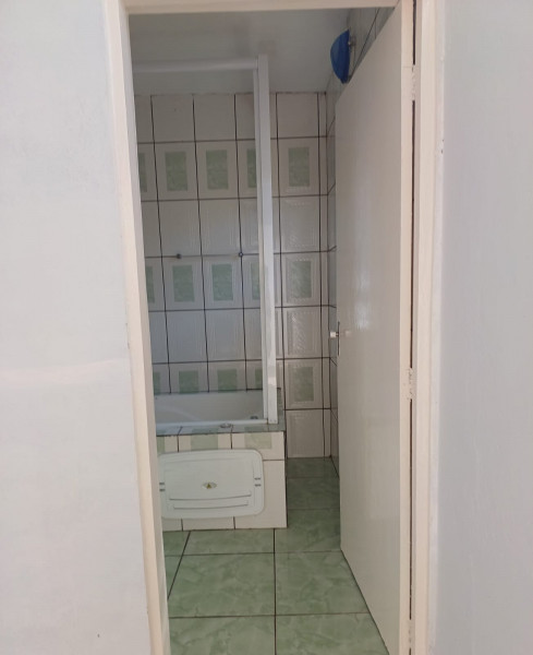 Casa de condomínio à venda Wanel Ville com 100m² e 3 quartos por R$ 330.000 - 25841034-img-20240216-wa0044.jpg