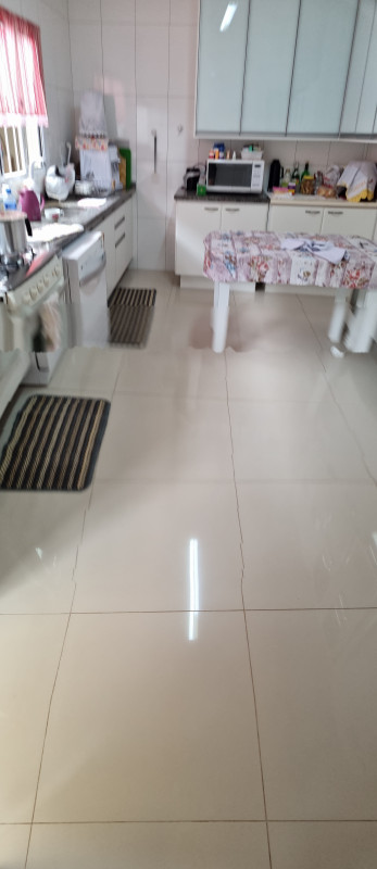 Casa à venda Jardim Planalto com 197m² e 4 quartos por R$ 660 - 1847223822-1000040531.jpg