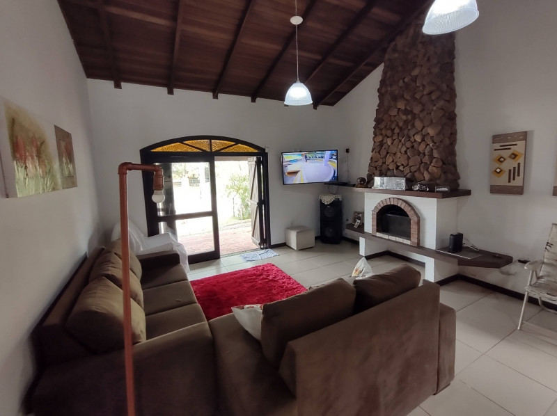 Casa à venda Atlantida com 162m² e 3 quartos por R$ 79.900.000 - 1689850685-img-20231017-wa0008.jpg