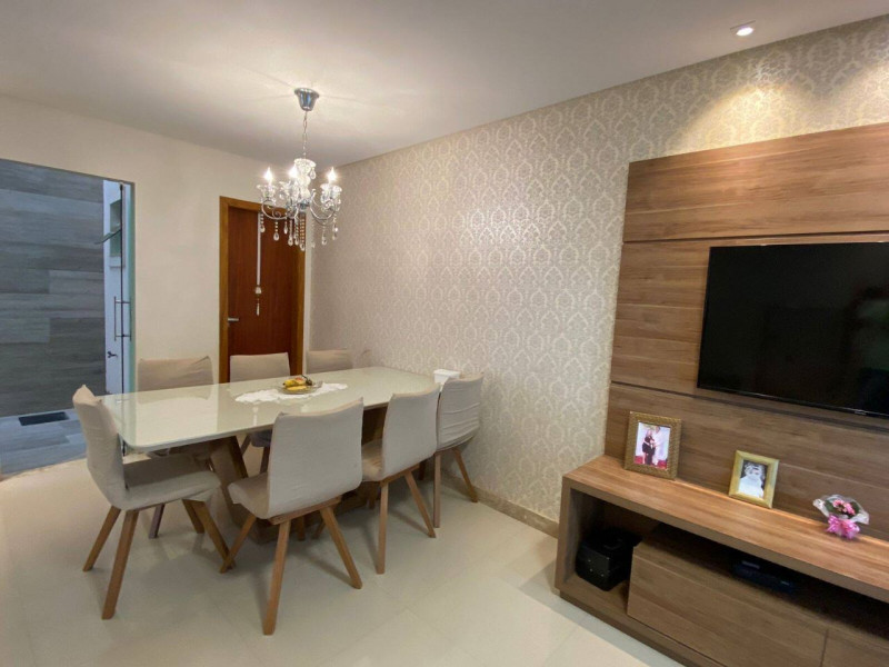 Casa à venda Felícia com 200m² e 3 quartos por R$ 445.000 - 1914431638-whatsapp-image-2024-02-28-at-09.jpeg