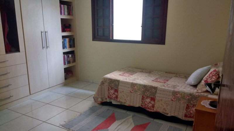 Casa à venda Loteamento Villa Branca com 174m² e 3 quartos por R$ 780.000 - 2098149802-43.jpeg